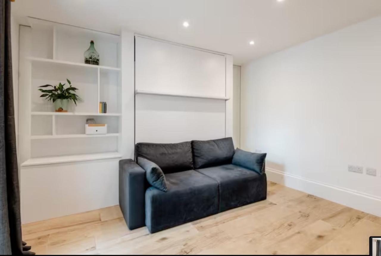 Well-Positioned Studio Flat London Exterior photo